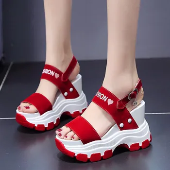 2023 Милые женские босоножки на толстой платформе с нескользящей танкеткой, увеличивающие внутренний объем, Женская обувь для вечеринок, Летние туфли-лодочки для женской клубной обуви